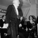 Lord Yehudi Menuhin - Honorowy Przewodniczący Jury.jpg 88.2 kB 